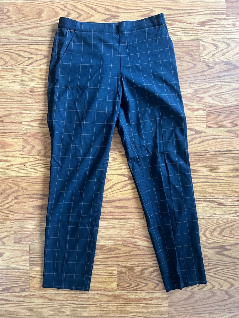 Uniqlo Tailored Women’s Windowpane Dress Pants in Dark Blue